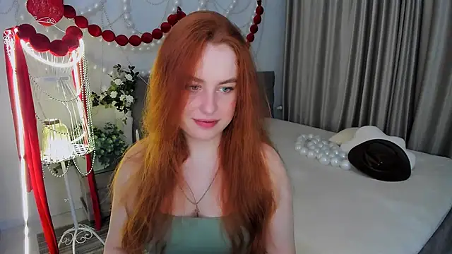 AirySilhouette online show from 03.31.26