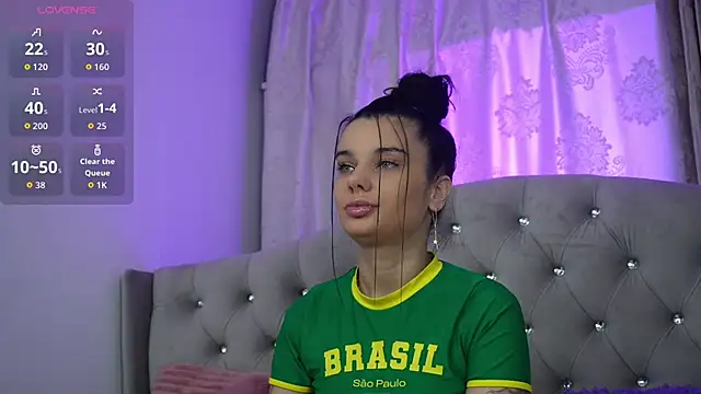 lovely sophia  online show from 12.18.25