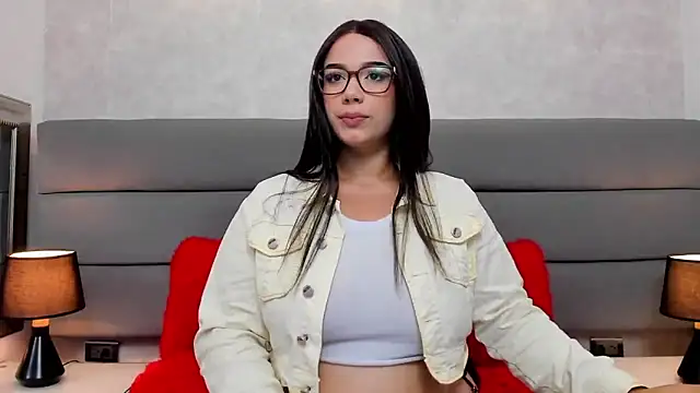 MillyHotsoon online show from 04.11.26