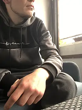 Spielzeugtwink online show from 05.12.26