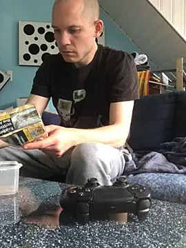 Spielzeugtwink online show from 07.25.26