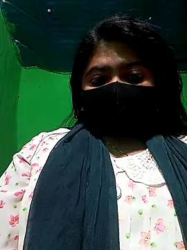 Snapshot of Small_girls chatting on 11.20.25 Small girls online show from 11.20.25