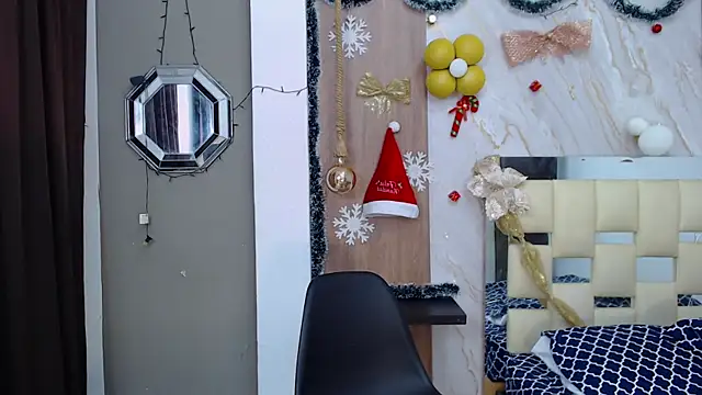 sweett love  online show from 12.21.25