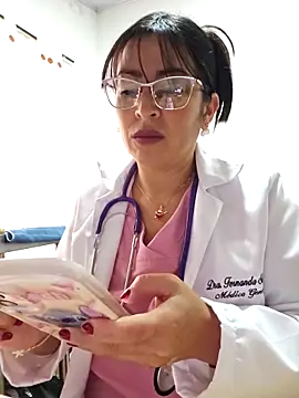 Snapshot of JustSamantha_ chatting on 11.26.25 JustSamantha online show from 11.26.25