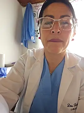 Snapshot of JustSamantha_ chatting on 12.01.25 JustSamantha online show from 12.01.25