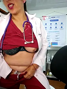 Snapshot of JustSamantha_ chatting on 02.10.26 JustSamantha online show from 02.10.26