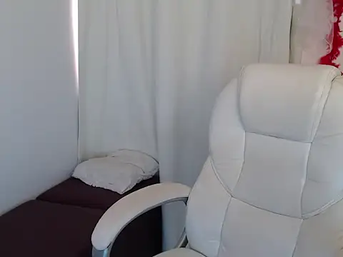 Perla 2026 online show from 12.03.25