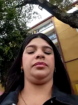 Layla-daring online show from 04.21.26