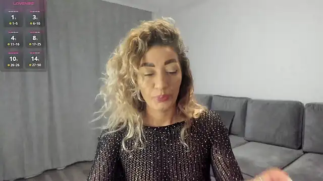 rossana doll online show from 01.19.26