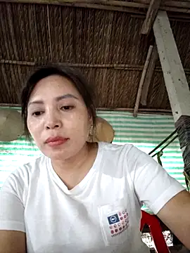 Snapshot of akura-03 chatting on 12.03.25 akura-03 online show from 12.03.25