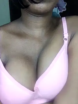 Snapshot of Simran_0011 chatting on 03.05.26 Simran 0011 online show from 03.05.26