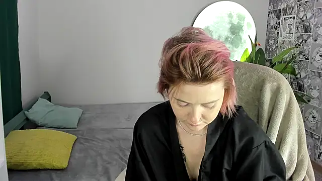 Snapshot of LaylaCookies_ chatting on 11.25.25 LaylaCookies online show from 11.25.25