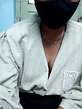 Snapshot of Miss_tinaaa chatting on 11.26.25 Miss tinaaa online show from 11.26.25