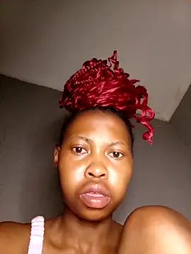 Snapshot of Sweethoneypot25 chatting on 02.13.26 Sweethoneypot25 online show from 02.13.26