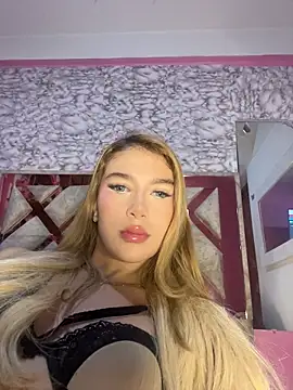 valeryfox   online show from 11.26.25