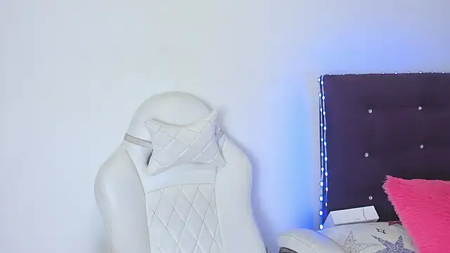 Snapshot of veronicaa_squirt chatting on 05.23.26 veronicaa squirt online show from 05.23.26