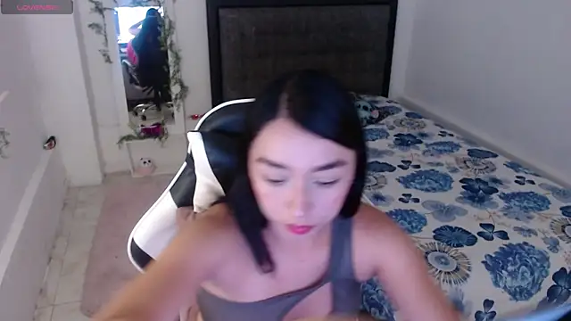 Snapshot of Ariel_Laurentt chatting on 07.18.26 Ariel Laurentt online show from 07.18.26
