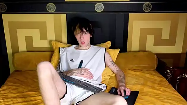 TRAVIS CLAS online show from 11.23.25