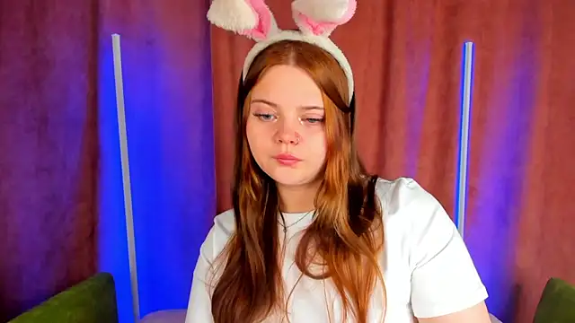 Snapshot of KellyFiery chatting on 03.12.26 KellyFiery online show from 03.12.26