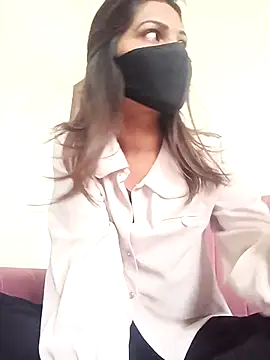 Lovely girl- online show from 02.17.26