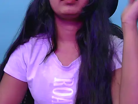 Snapshot of Hii_Anika chatting on 11.24.25 Hii Anika online show from 11.24.25