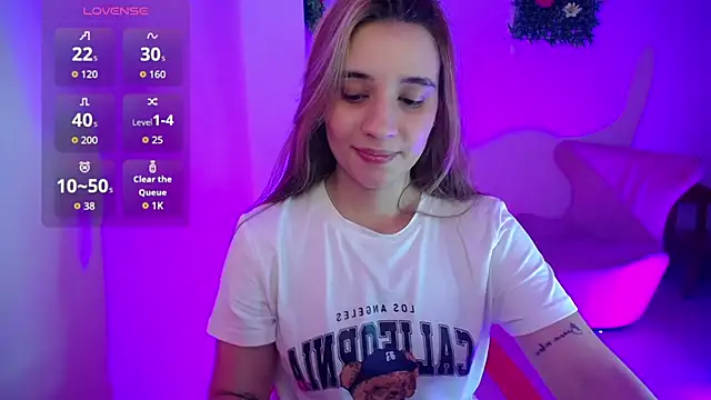 Snapshot of Karol_Stones chatting on 12.05.25 Karol Stones online show from 12.05.25