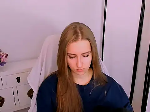 VanessaAmore online show from 04.22.26