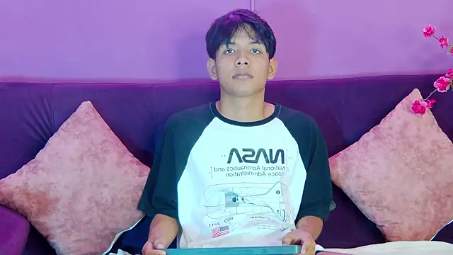 Liam Sinclair online show from 02.27.26