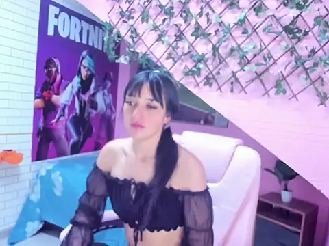 maiaratutti303av online show from 11.21.25