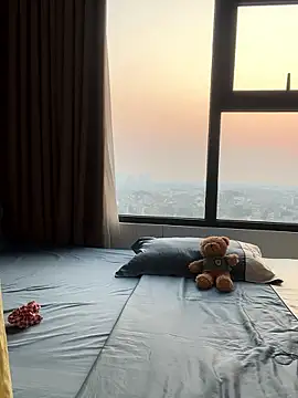 Snapshot of Queen-of-Love chatting on 01.10.26 Queen-of-Love online show from 01.10.26