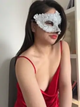 Snapshot of Queen-of-Love chatting on 01.13.26 Queen-of-Love online show from 01.13.26