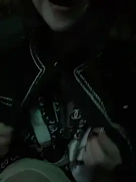 Snapshot of Queen-of-Love chatting on 01.13.26 Queen-of-Love online show from 01.13.26