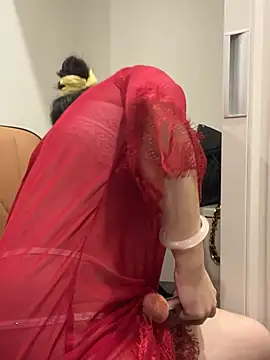 Snapshot of Queen-of-Love chatting on 01.17.26 Queen-of-Love online show from 01.17.26