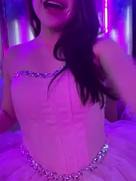 Snapshot of Queen-of-Love chatting on 02.10.26 Queen-of-Love online show from 02.10.26