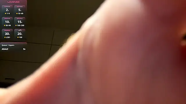 ElfriedaZwack online show from 02.18.26