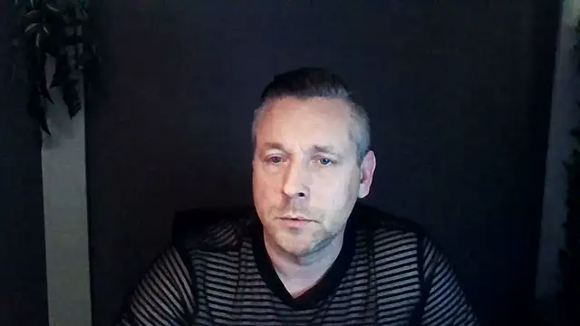 Snapshot of Hunter_Fl chatting on 11.23.25 Hunter Fl online show from 11.23.25