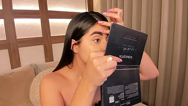 SarhaVega online show from 02.20.26