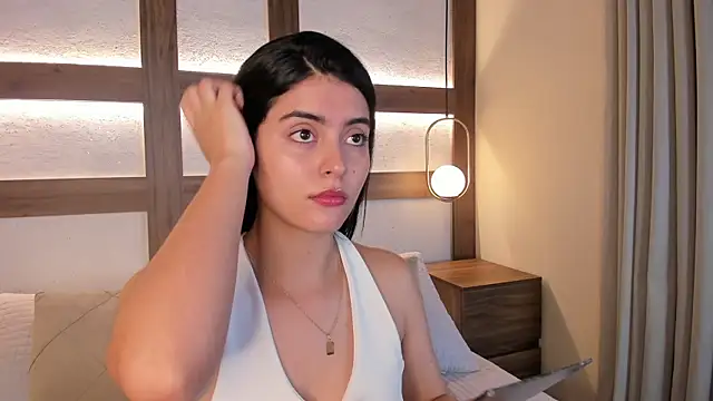 SarhaVega online show from 04.19.26