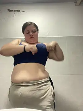 Kitty Bms  online show from 12.17.25