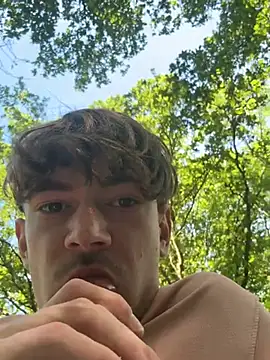 Snapshot of vicoo077 chatting on 05.22.26 vicoo077 online show from 05.22.26