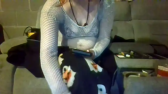 findom mistressvampcandy online show from 12.03.25