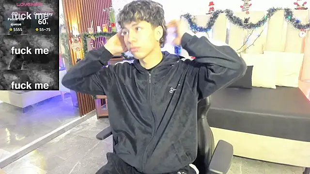 Snapshot of kaelwolf_tay chatting on 01.07.26 kaelwolf tay online show from 01.07.26