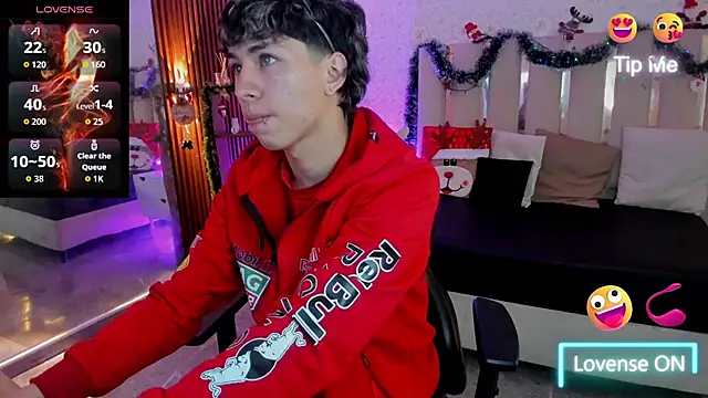 Snapshot of kaelwolf_tay chatting on 01.13.26 kaelwolf tay online show from 01.13.26