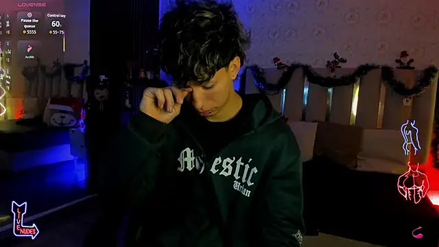 Snapshot of kaelwolf_tay chatting on 01.18.26 kaelwolf tay online show from 01.18.26