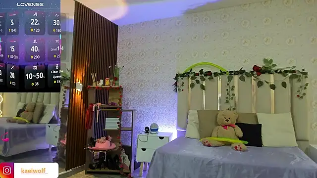 Snapshot of kaelwolf_tay chatting on 02.11.26 kaelwolf tay online show from 02.11.26