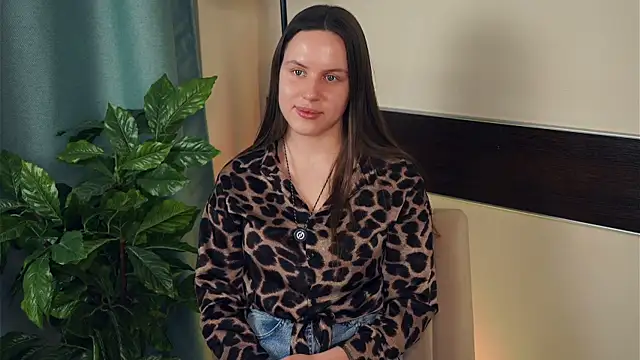 SanoraVillnave online show from 11.25.25