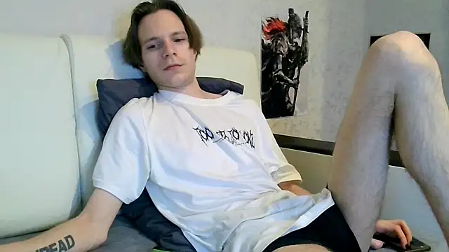 Snapshot of xWannalove chatting on 11.28.25 xWannalove online show from 11.28.25