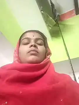 Snapshot of Curvy_Tanishka chatting on 12.02.25 Curvy Tanishka online show from 12.02.25