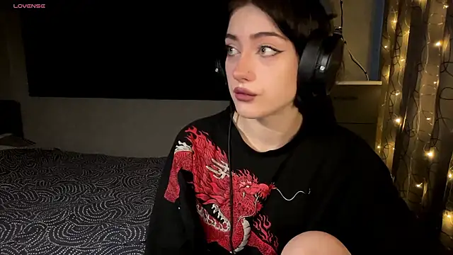 Meowluly online show from 02.05.26