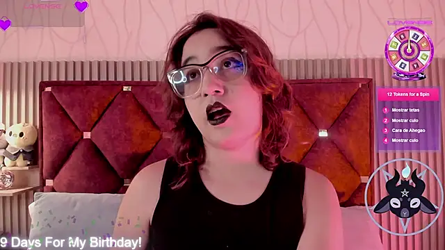 Kiri Velvet online show from 05.04.26